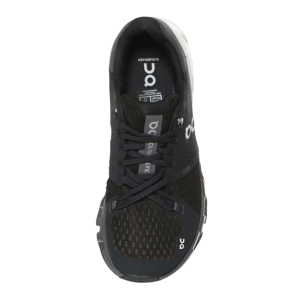 tenis on cloudflyer 4