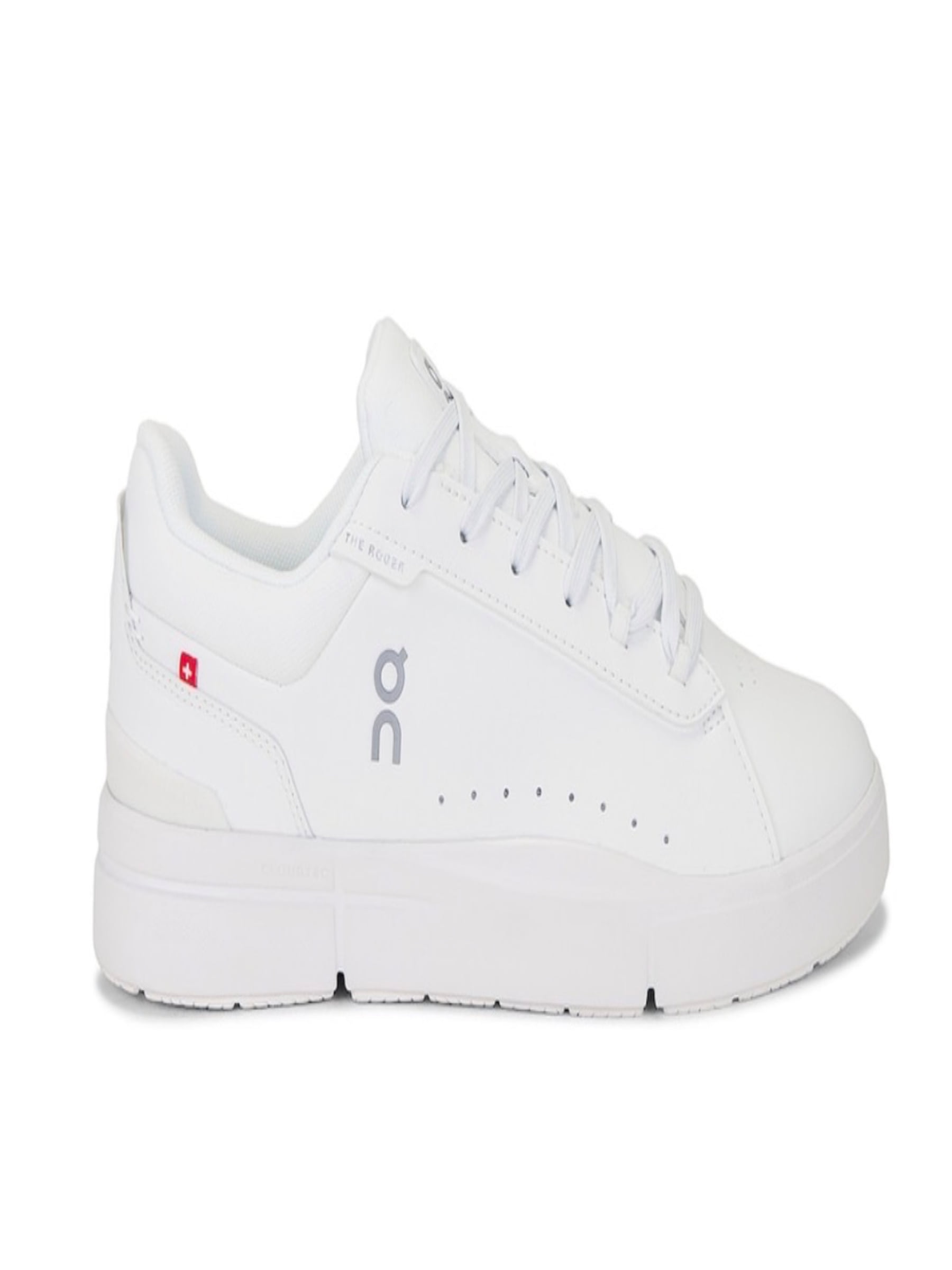 On Roger Advantage All White