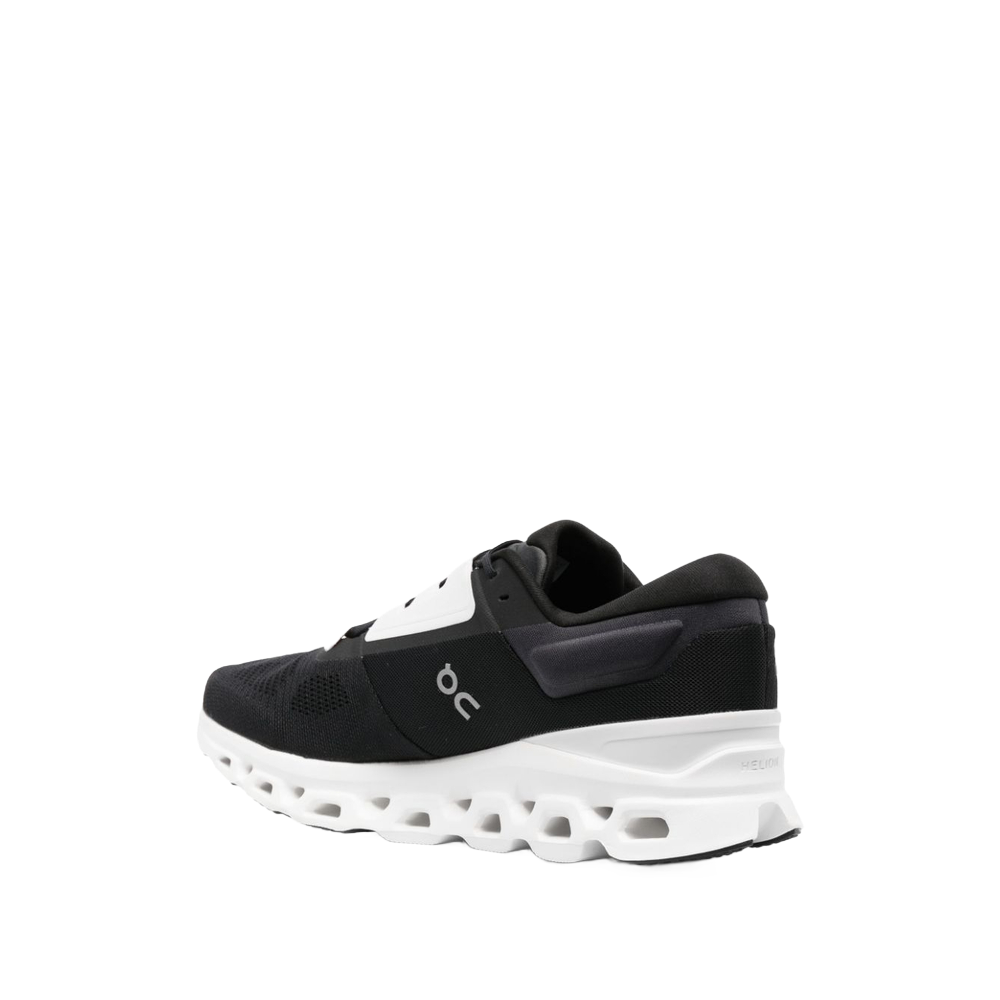 On Running Cloudstratus 3 Black Frost