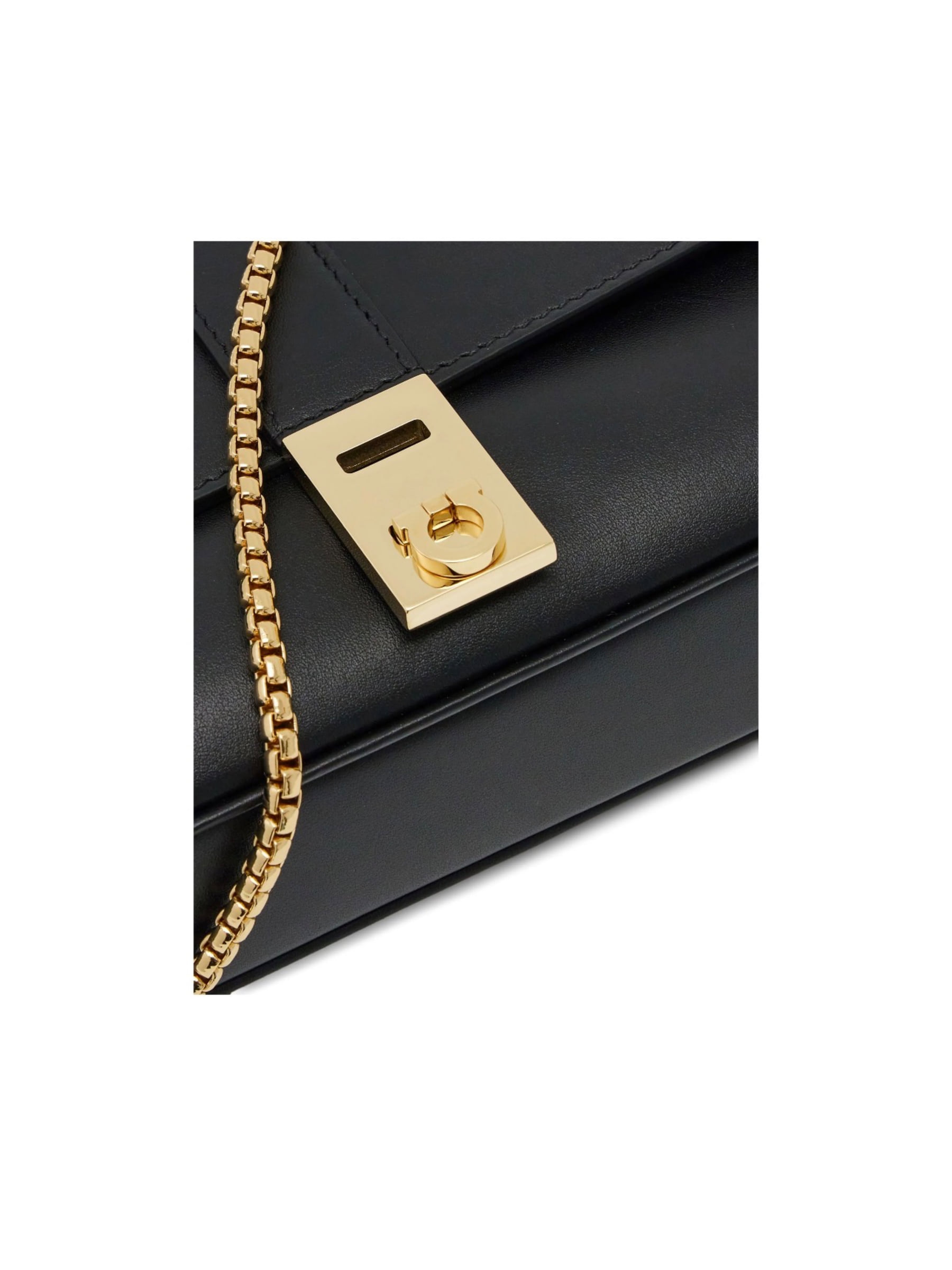 BOLSA FERRAGAMO NEGRA GANCINI
