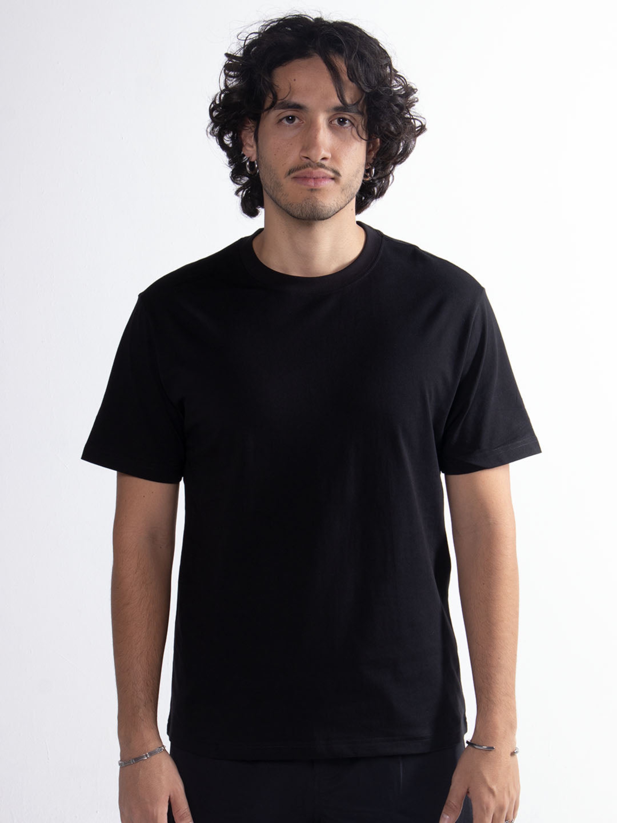 SAGONI BLANK SLIM FIT NEGRO